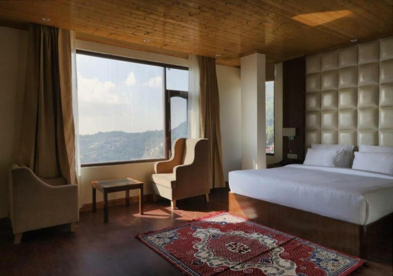 فندق شيملافي  The Alpine Retreat المظهر الخارجي الصورة